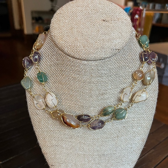 Vintage natural stone and goldtone necklace with closure, 32” - Picture 1 of 6